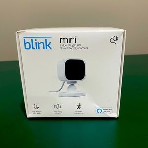 Blink Mini indoor plug-in HD Smart Security Camera, compatible with Alexa